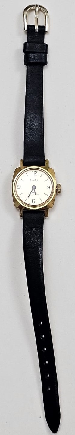 Timex Mexico Gold Tone Dial Ladies Wristwatch 3