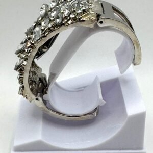 Geneva Diamond Shape Dial Silver Japan Movement Ladies Wristwatch Bracelet 3