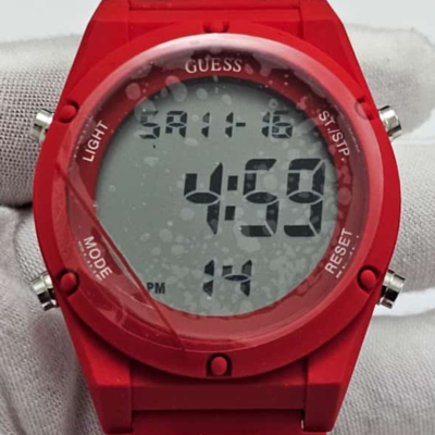 Guess W128L3 Red Wristwatch