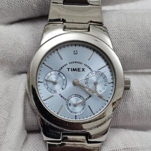 Timex T2N973 W4 Ladies Wristwatch 1