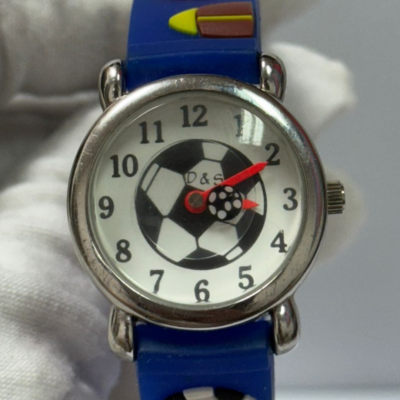 D & S Imports Weston CT Japan Movement Kids Wristwatch