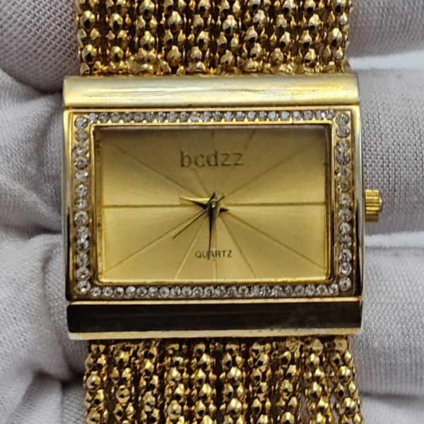 Bcdzz GP3343 Japan Movement Gold Tone Ladies Wristwatch