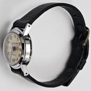 Vintage Timex Hand Winding Ladies Wristwatch 2