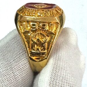 RARE HTF 1991 World Series Champions MN Twins Souvenir Ring Gold Colored Metal 3